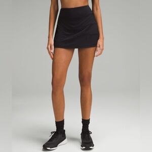 Lululemon Black Pace Rival Mid-Rise Tennis Skirt. Size 4
